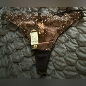 NEW WITH TAGS DITA VON TEESE Rose Glambition G-String - Size Medium